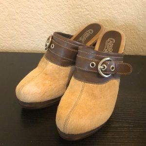 Carlos Santana “Stellar” mule heels